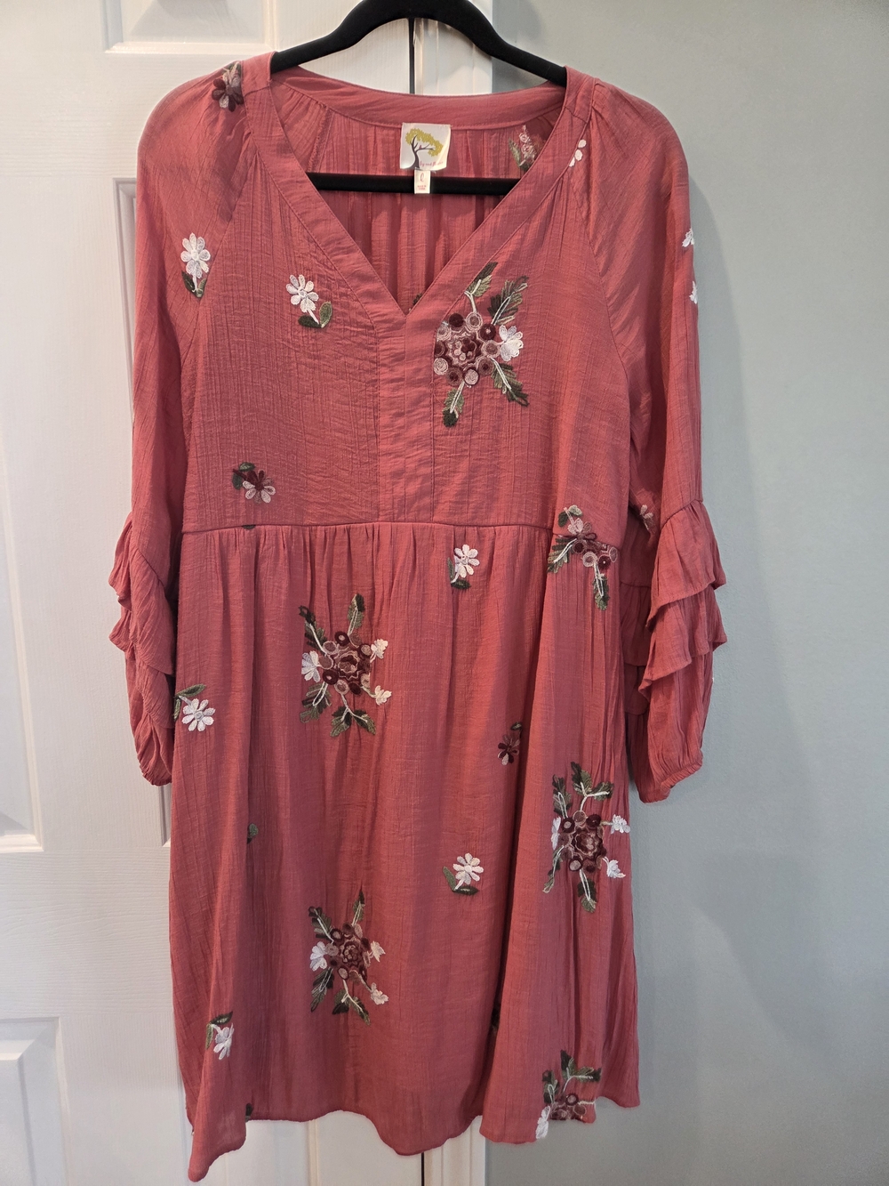 Anthropologie Fig & Flower Floral Embroidered Coral Tiered-Sleeve Dress Large